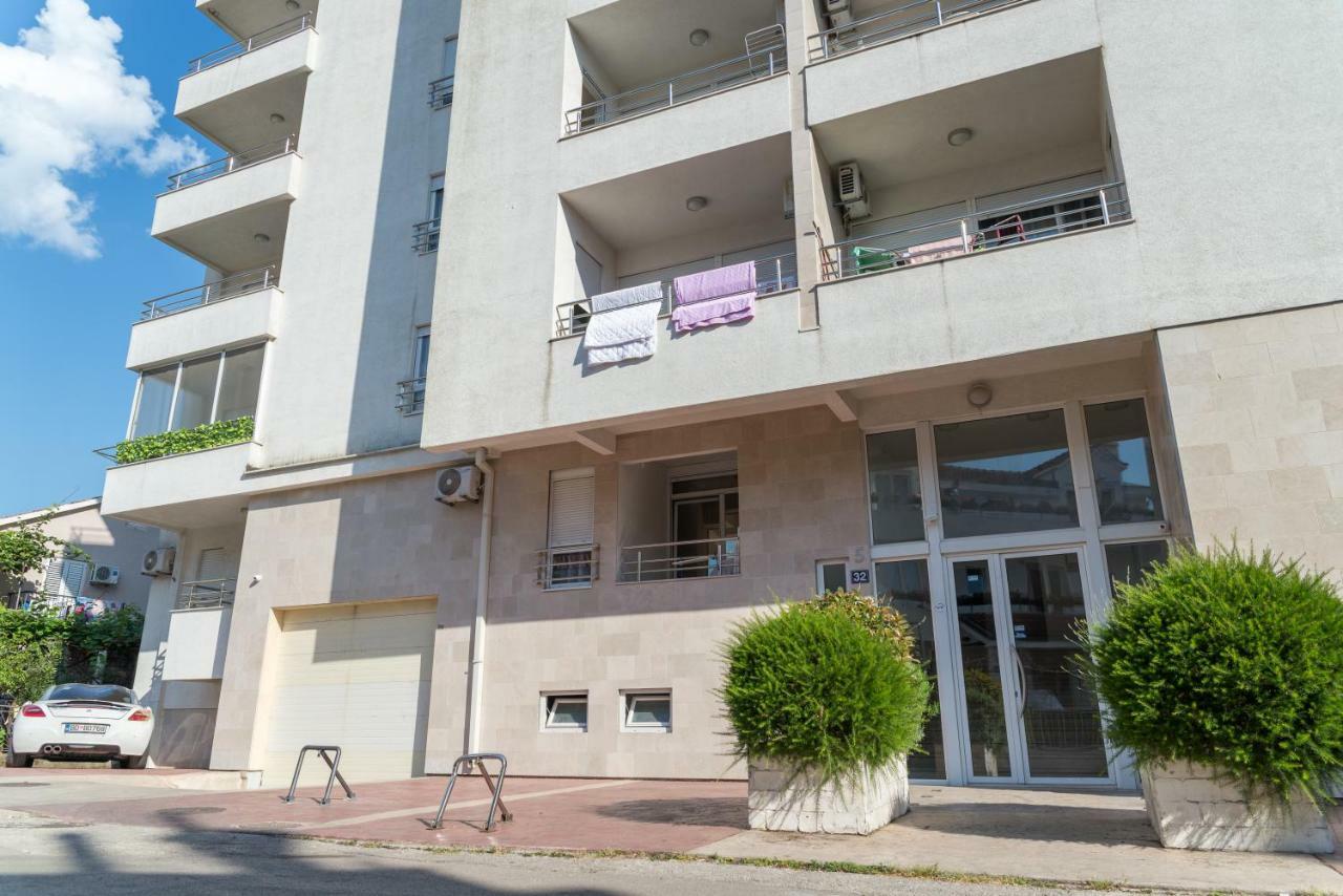 Apartman Natalia Μπούντβα Εξωτερικό φωτογραφία